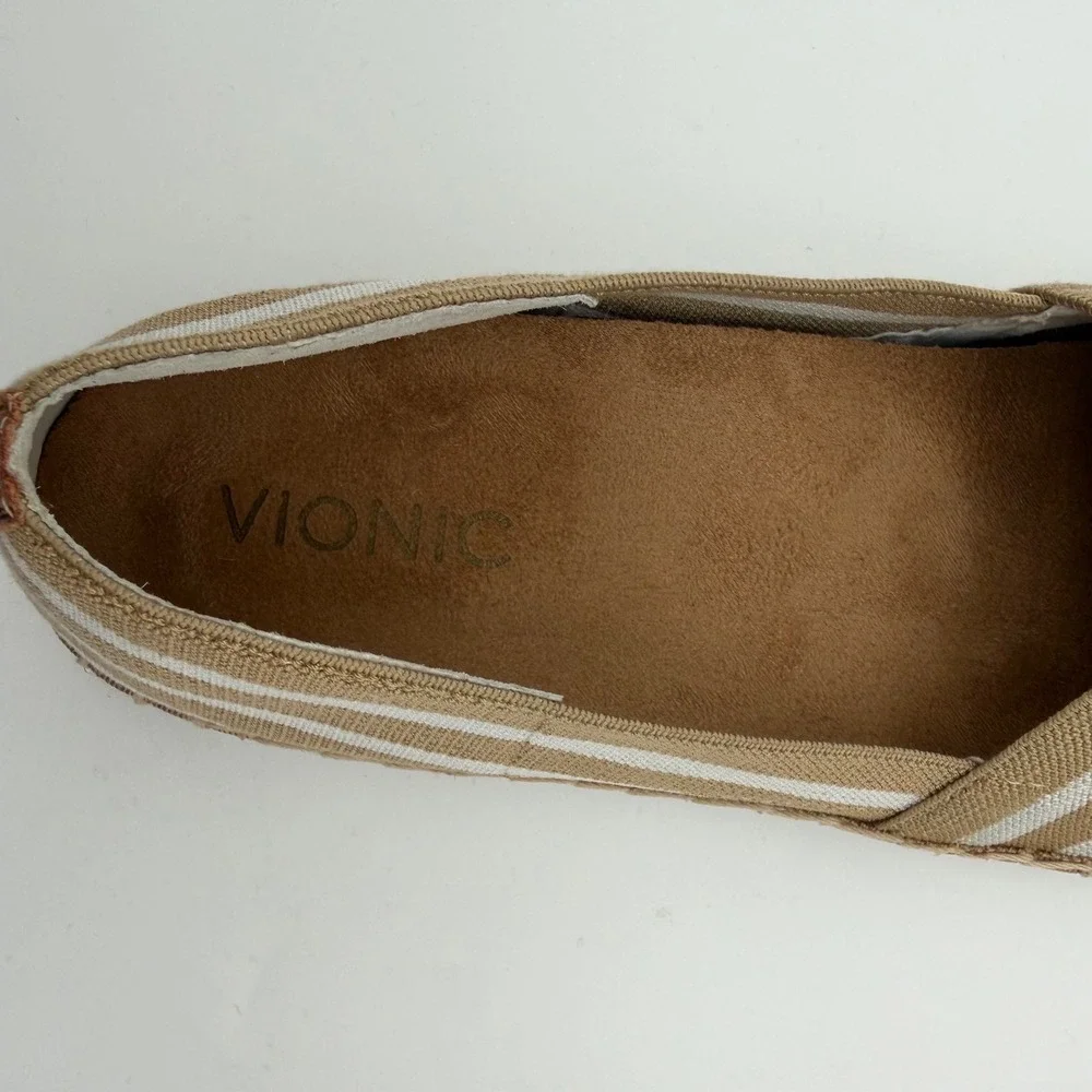 Vionic 356 Valeri Tan White Striped Canvas Espadrille Flats Size 9 Coastal Beach